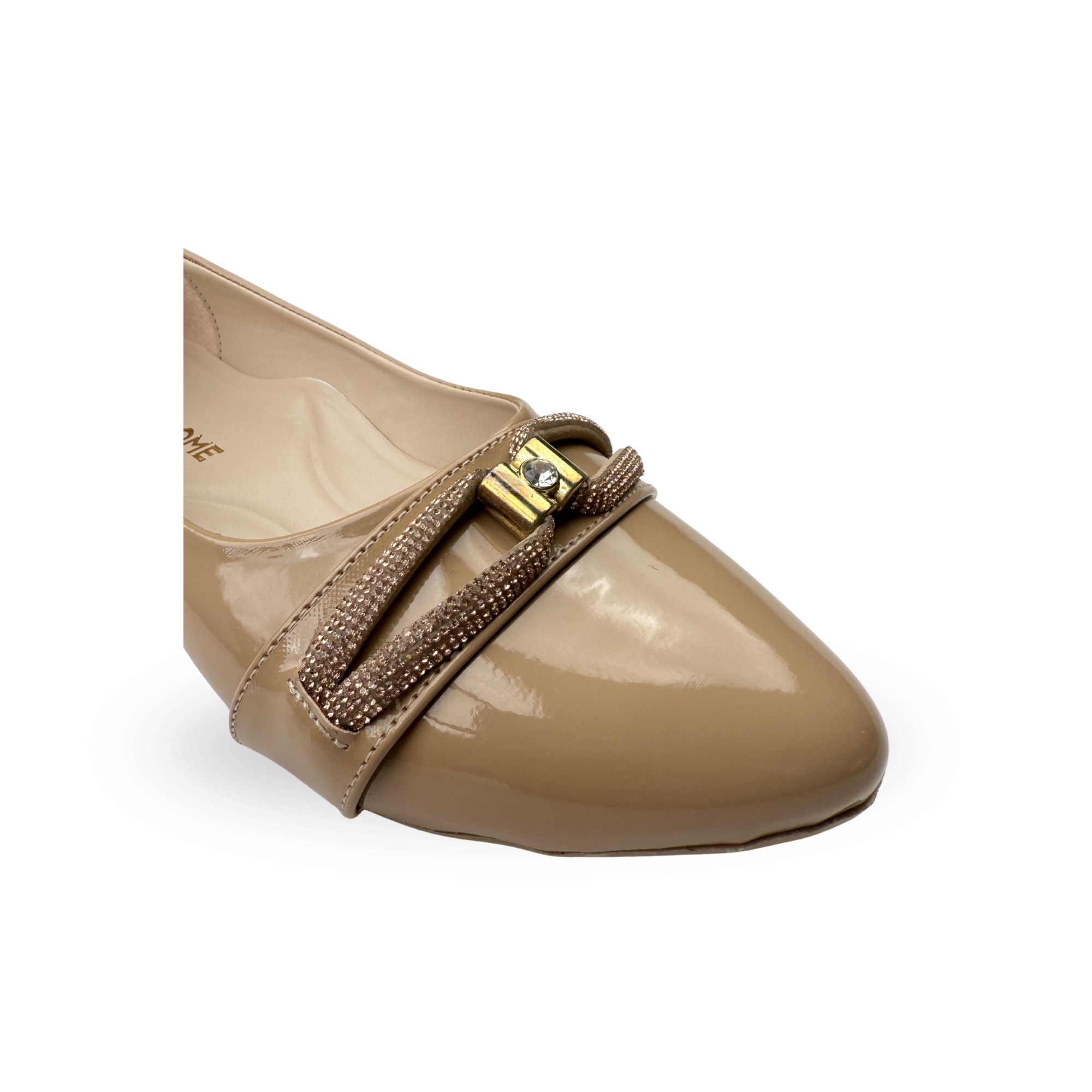 Diana Taşlı Bej Günlük Şık Otopedik Taban Babet