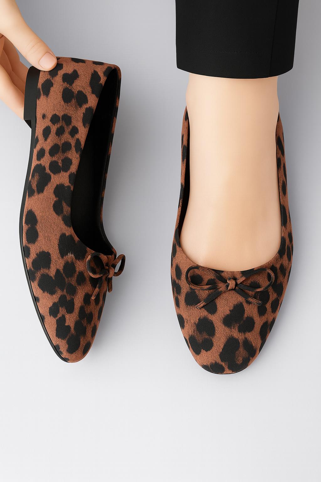 Kadın Gift Model Fiyonklu Leopar Desenli Babet Siyah