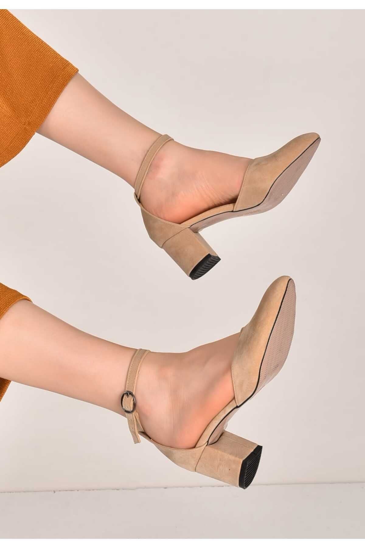 Benita Süet-Bej Açık Bilekten bağlamalı Klasik Ayakkabı