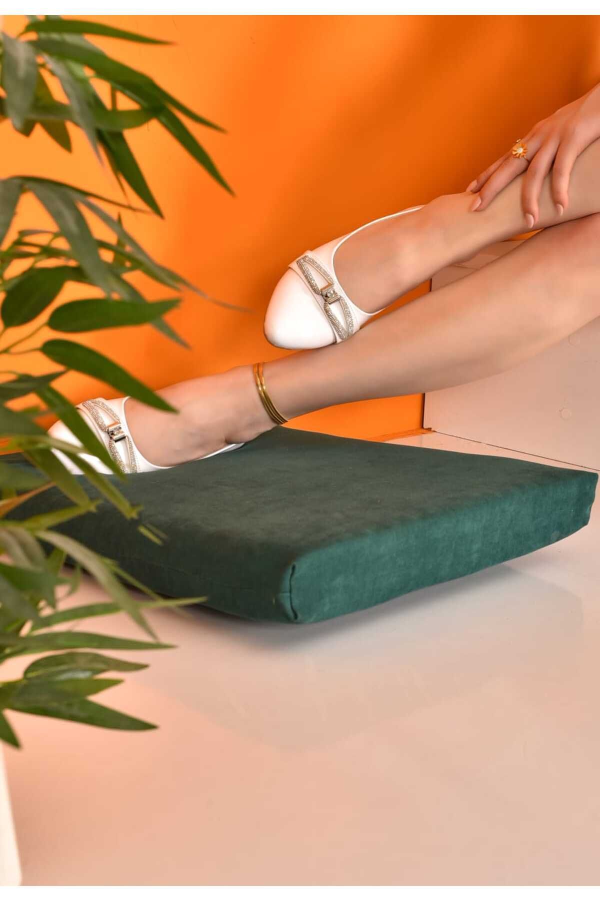 Diana Taşlı Beyaz Günlük Şık Otopedik Taban Babet