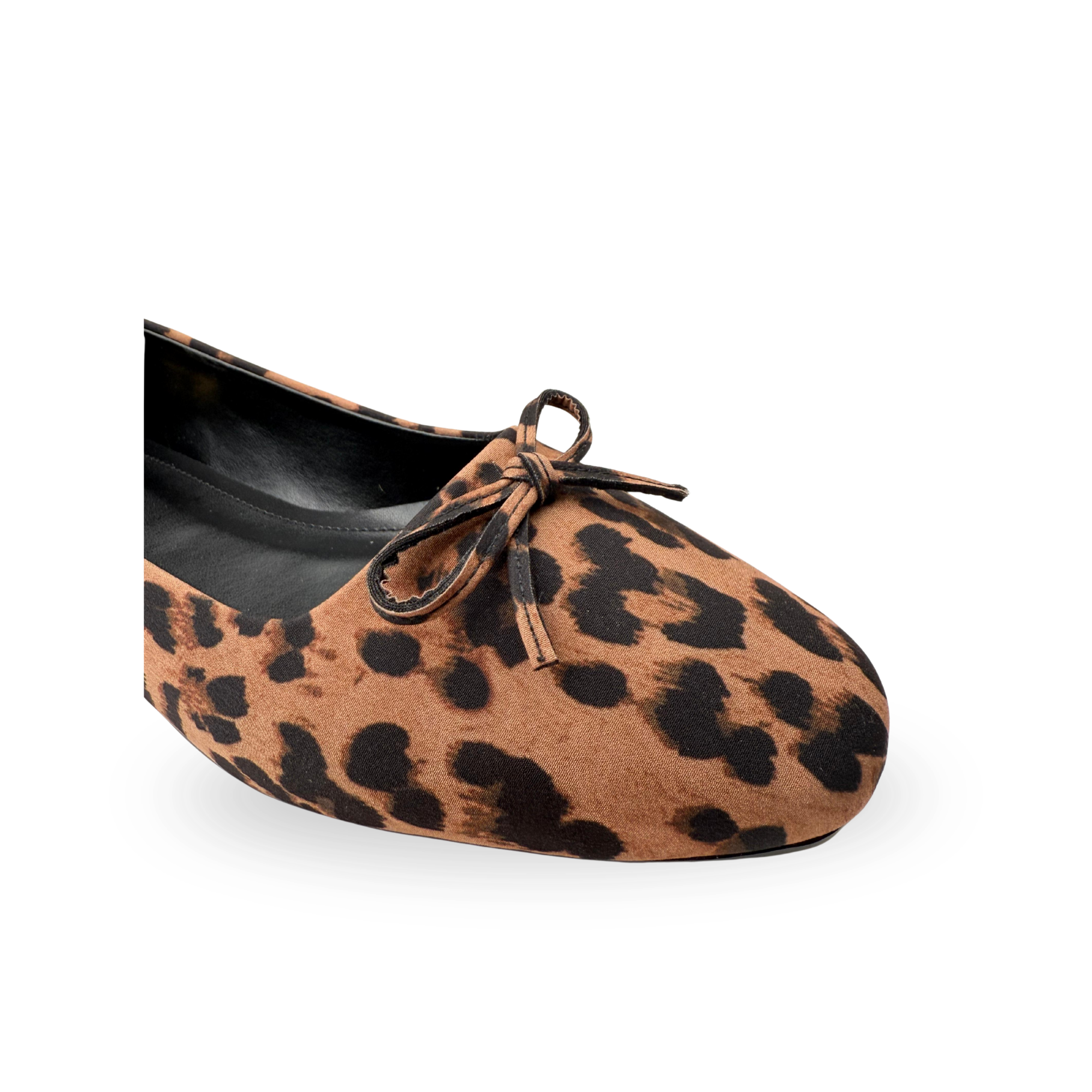 Kadın Gift Model Fiyonklu Leopar Desenli Babet Siyah